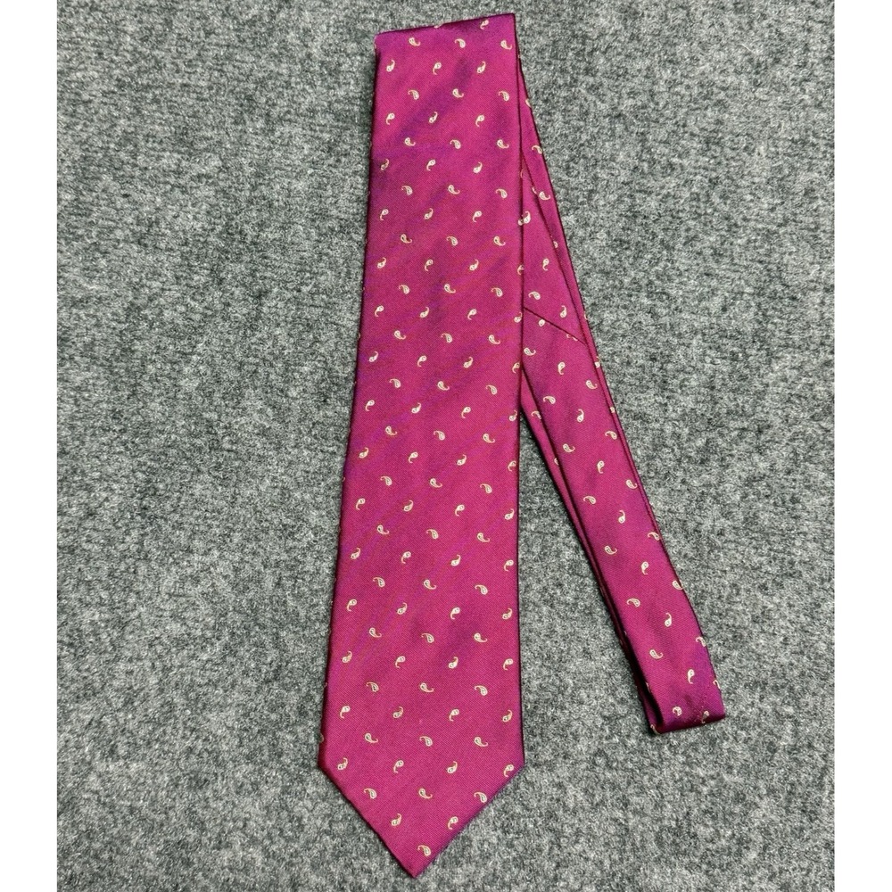 Dunhill Tie Magenta Pink Paisley Necktie 100% Silk Made in England 3.5"